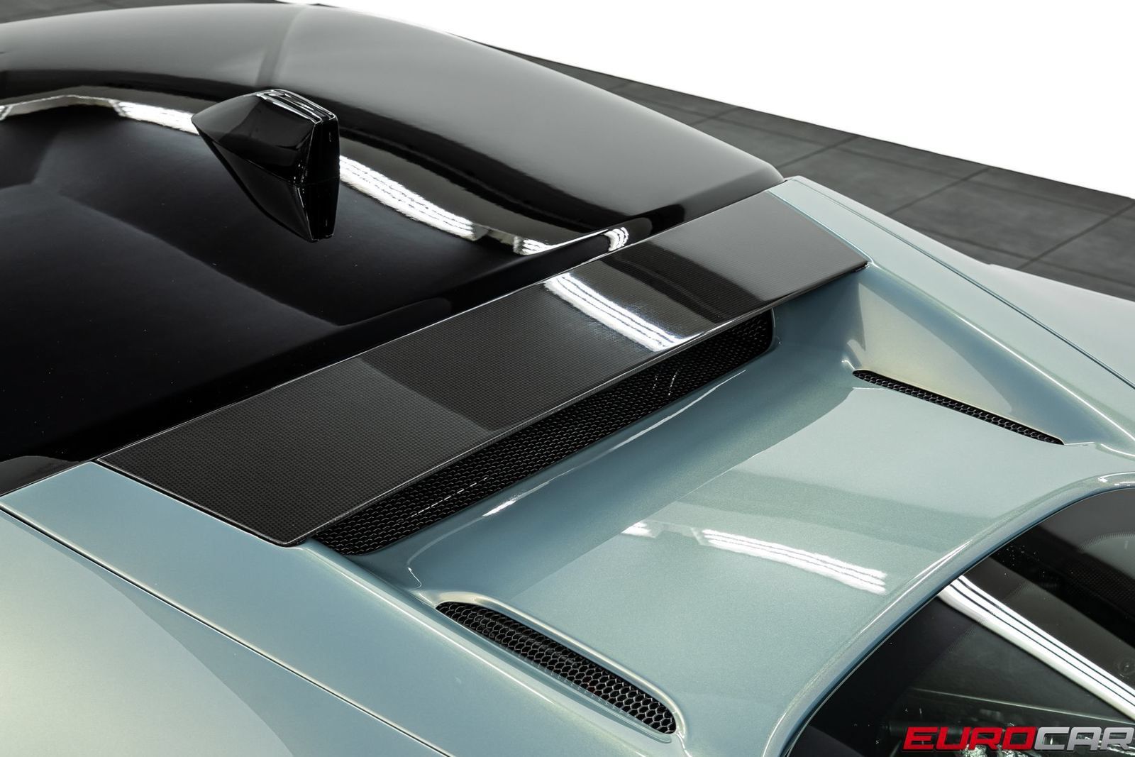 Used 2022 Ferrari SF90 Stradale AWD/4WD image 21