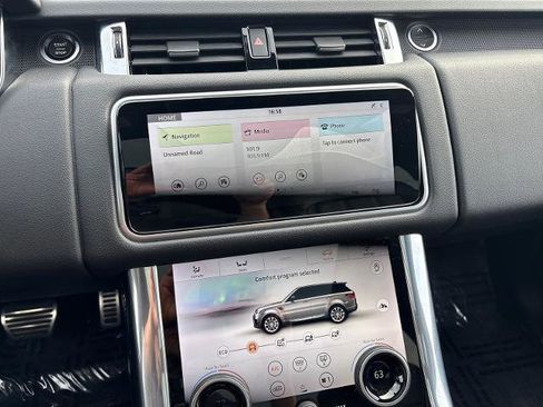 Used 2022 Land Rover Range Rover Sport HSE Silver Edition image 19