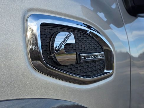 Used 2016 Nissan Titan PRO-4X w/ Pro-4x Convenience Package image 7