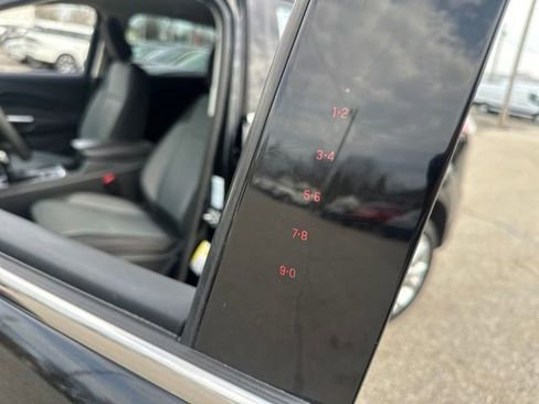 Used 2018 Ford Escape SE image 37