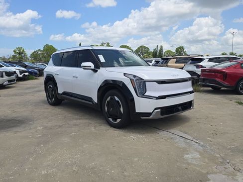 New 2026 Kia EV9 Land AWD/4WD image 2