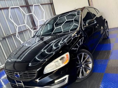 Used 2015 Volvo S60 T5 Premier image 3