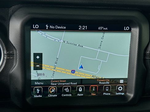 Used 2023 Jeep Wrangler Unlimited Sahara w/ Cold Weather Group AWD/4WD image 21