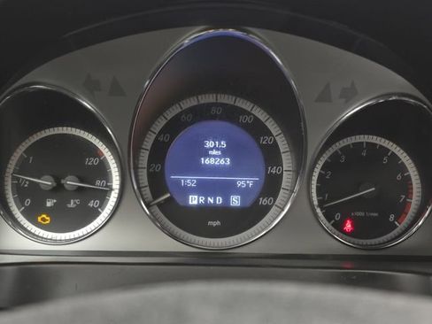 Used 2009 Mercedes-Benz C 300 Sedan image 20