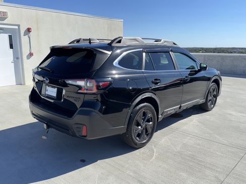 Used 2020 Subaru Outback Onyx Edition XT w/ Tech Package 2 image 8