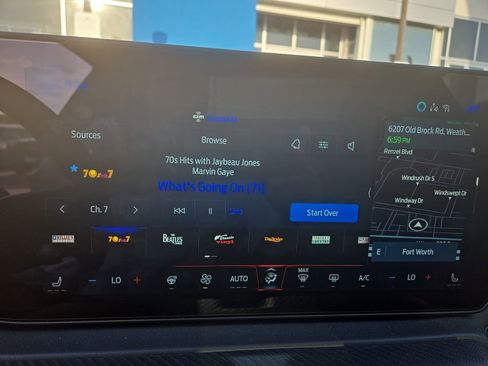 Used 2025 Ford Mustang Dark Horse image 11