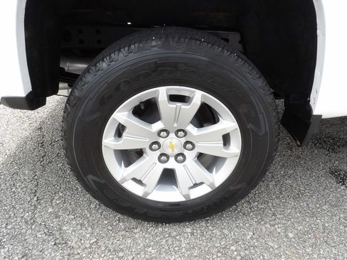 Used 2022 Chevrolet Colorado LT w/ Fleet Safety Package RWD image 47