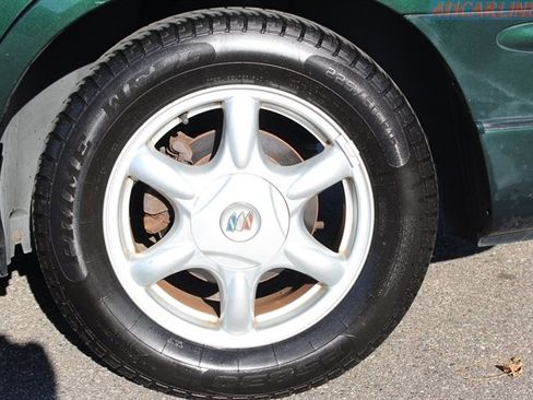 Used 2003 Buick Regal LS w/ LS Luxury Plus Package image 24