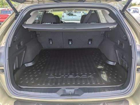 Used 2021 Subaru Outback Premium AWD/4WD image 13