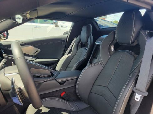 Used 2024 Chevrolet Corvette Stingray Preferred Conv w/ Z51 Performance Package RWD image 12