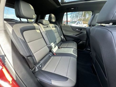 Certified 2025 Chevrolet Equinox LT w/ Convenience Package II AWD/4WD image 27