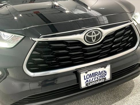 Used 2020 Toyota Highlander Limited image 35