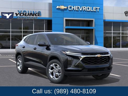 New 2026 Chevrolet Trax LS w/ LS Convenience Package image 8