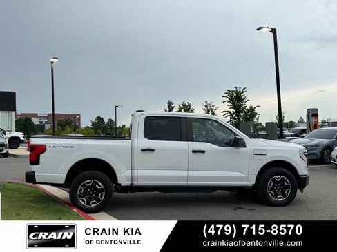 Used 2022 Ford F150 Lightning Pro AWD/4WD image 8