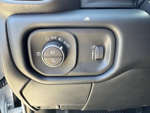New 2027 RAM 3500 Big Horn AWD/4WD image 24