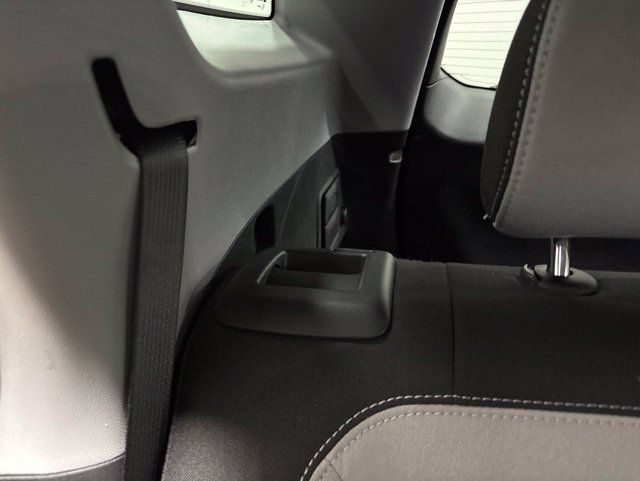 Used 2024 GMC Terrain SLE FWD image 23