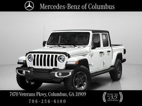 Used 2021 Jeep Gladiator Overland AWD/4WD image 1