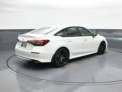 Used 2025 Honda Civic Sport image 10