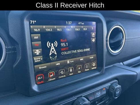 Used 2023 Jeep Wrangler Unlimited Sahara w/ Cold Weather Group image 24