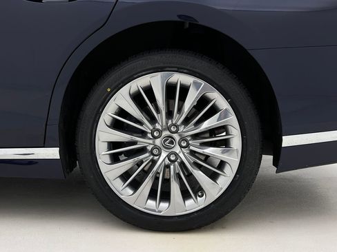 Used 2018 Lexus LS 500 AWD image 27