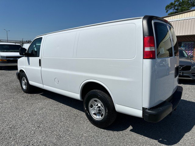 Used 2019 Chevrolet Express 2500 w/ Driver Convenience Package RWD image 11