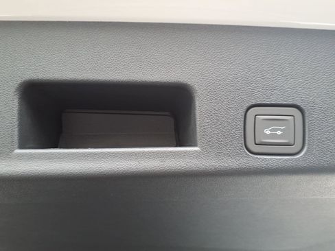 New 2026 GMC Acadia Elevation FWD image 6