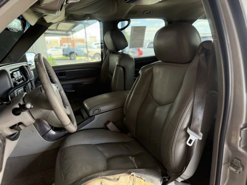 Used 2005 GMC Yukon XL Denali AWD/4WD image 14