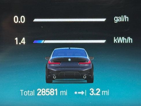 Used 2023 BMW 330e xDrive w/ M Sport Package AWD/4WD image 18