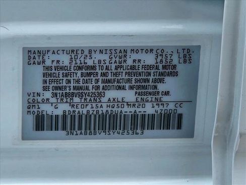 Used 2025 Nissan Sentra S FWD image 21
