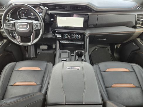 Used 2024 GMC Sierra 2500 AT4 w/ AT4 Premium Plus Package AWD/4WD image 26