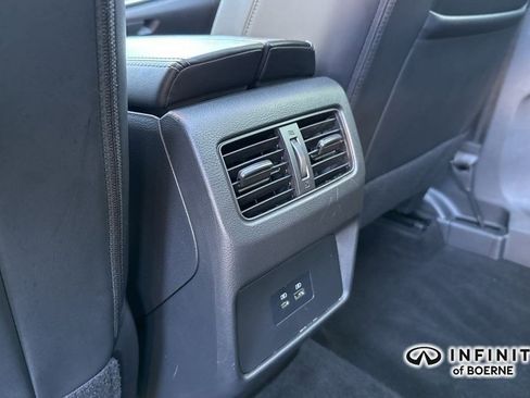 Used 2023 Nissan Rogue Platinum image 33