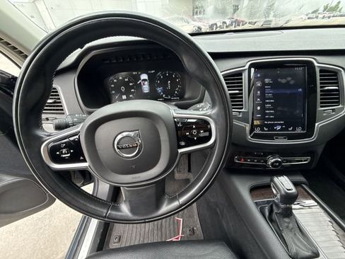 Used 2019 Volvo XC90 T6 Momentum w/ Protection Package Premier AWD/4WD image 14