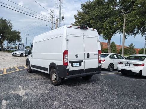 Used 2025 RAM ProMaster 2500 w/ Convenience Group FWD image 4