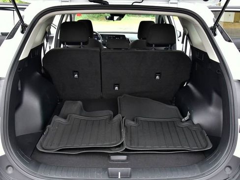 Certified 2025 Kia Sportage LX AWD/4WD image 29