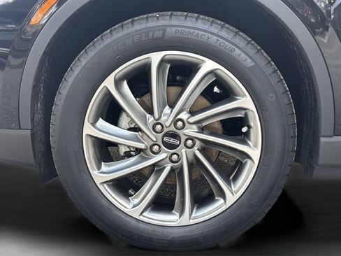 Used 2025 Lincoln Corsair FWD w/ Equipment Group 101A image 35