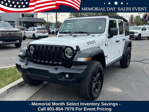 Used 2020 Jeep Wrangler Unlimited Sport AWD/4WD image 2