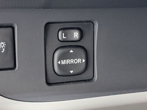 Used 2012 Scion iQ w/ Rear Speaker Pkg FWD image 23
