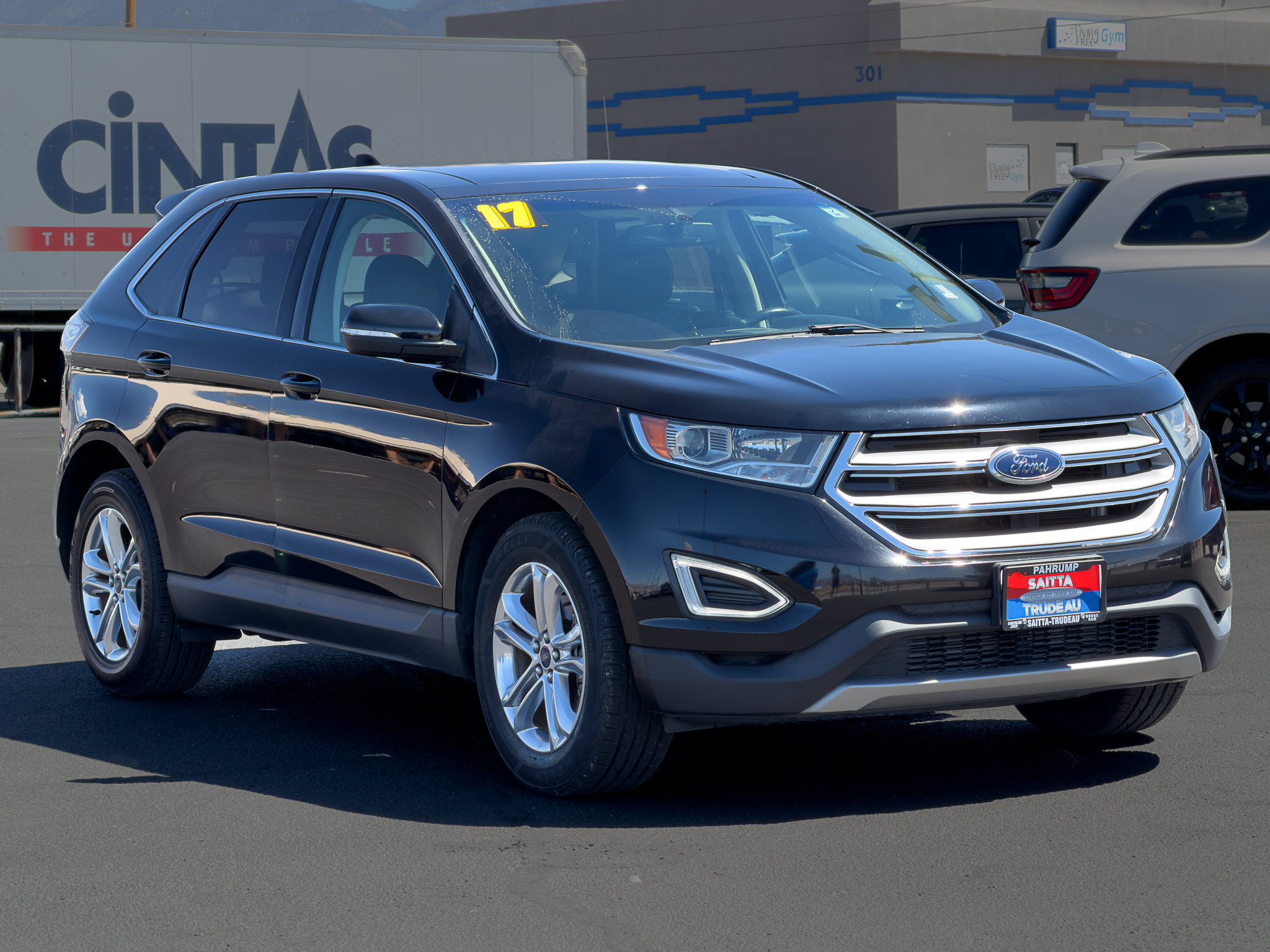 Used 2017 Ford Edge SEL w/ Equipment Group 201A FWD image 7