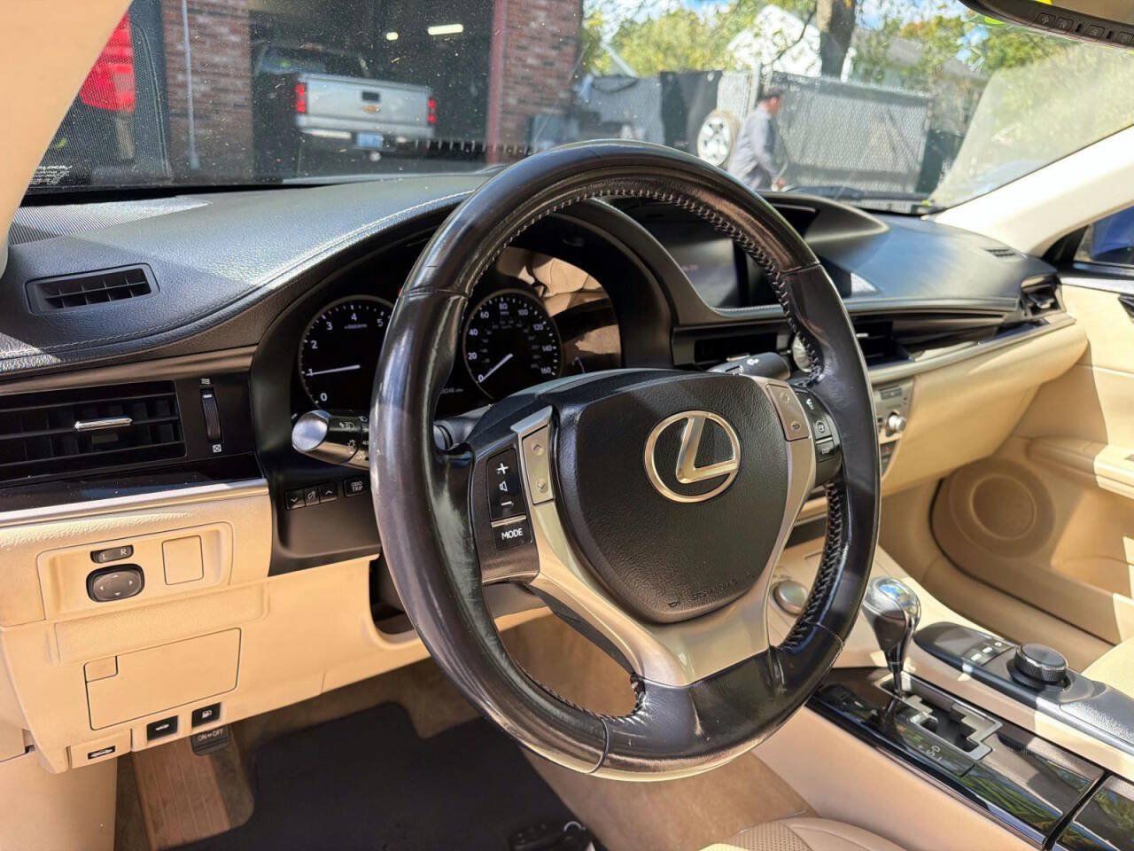 Used 2015 Lexus ES 350 FWD image 18