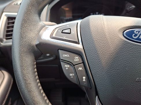 Used 2022 Ford Edge SEL w/ Sport Appearance Package AWD/4WD image 20