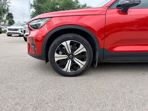 Certified 2023 Volvo C40 P8 Recharge Plus AWD/4WD image 8