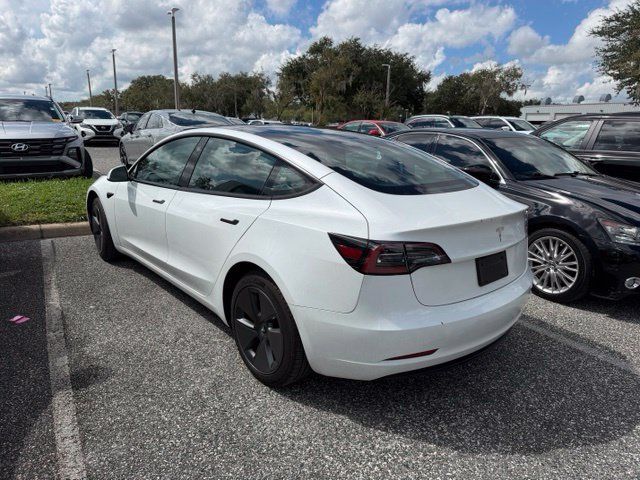 Used 2023 Tesla Model 3 Standard Range RWD image 4