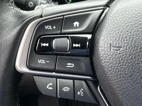 Used 2022 Honda Accord Touring image 25