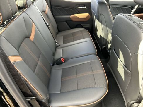 Used 2024 GMC Canyon AT4 w/ Technology Package image 26