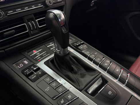 Used 2019 Porsche Macan AWD/4WD image 20