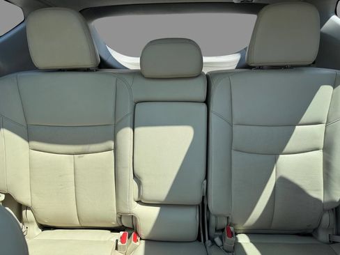 Used 2019 Nissan Murano SL w/ SL Technology Package FWD image 16