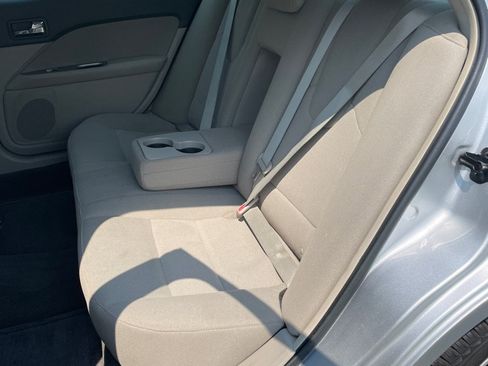 Used 2012 Ford Fusion Hybrid FWD image 16