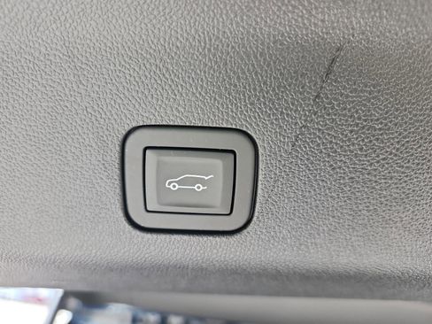 Certified 2026 GMC Yukon Denali w/ Sun & Power Step Package AWD/4WD image 7