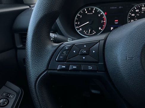 Used 2025 Nissan Sentra S image 29