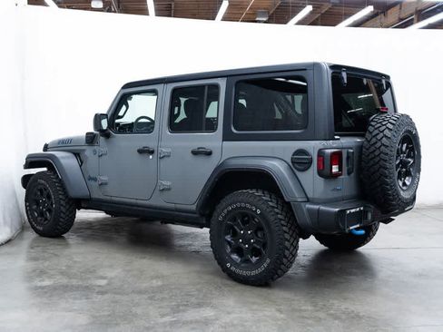 Used 2023 Jeep Wrangler Unlimited w/ Cold Weather Group AWD/4WD image 4